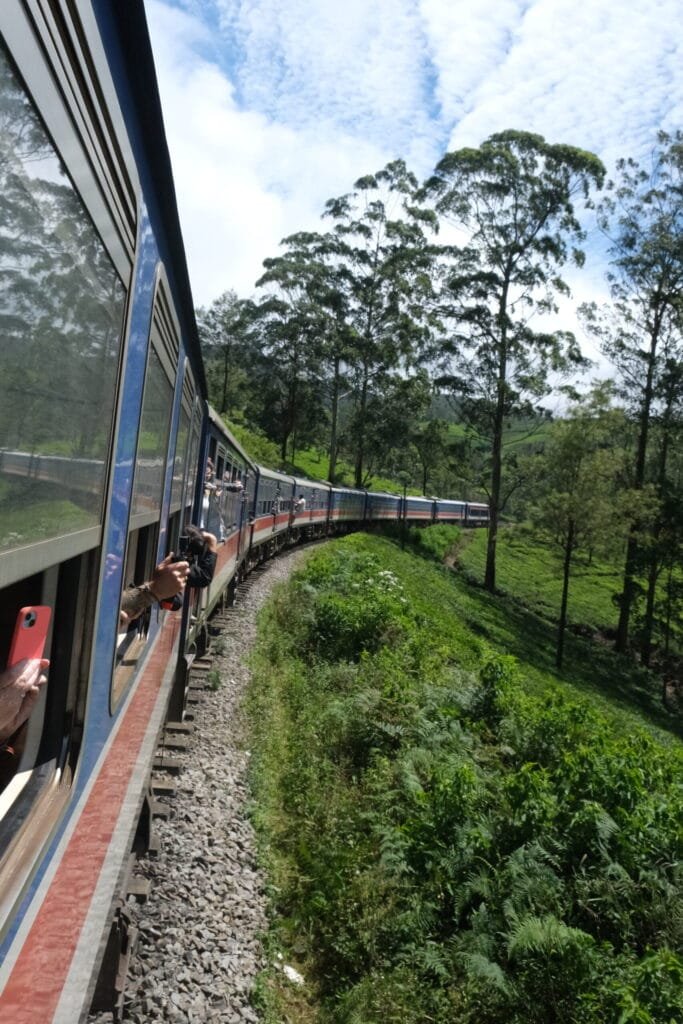 Train ride from Kandy to Ella