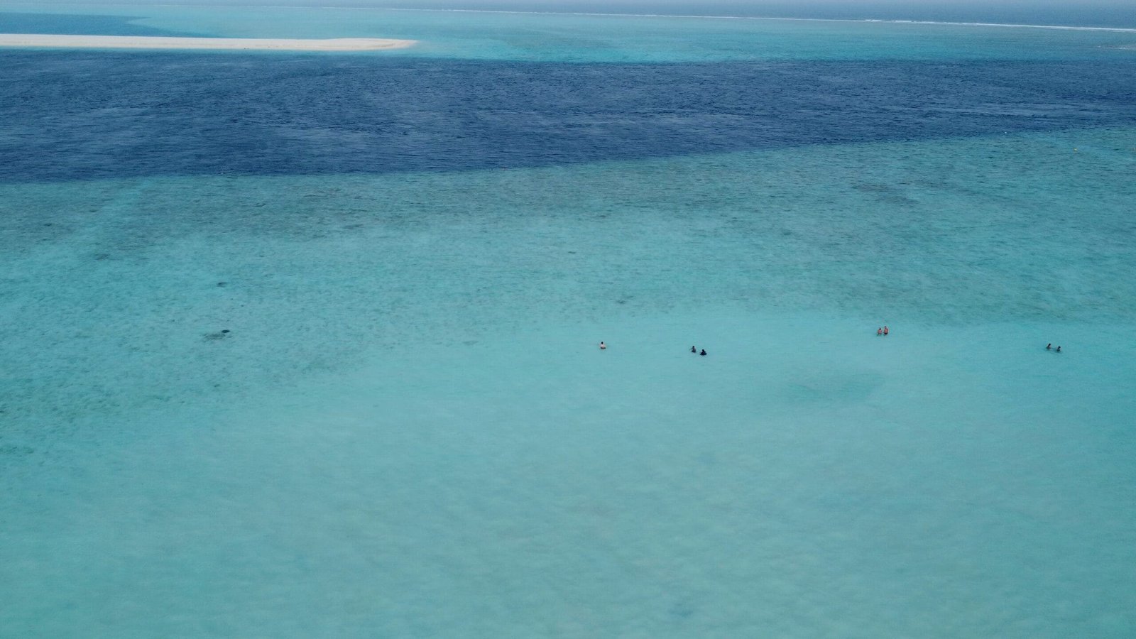 Ein schöner Strand direkt bei Gulhi auf den Malediven